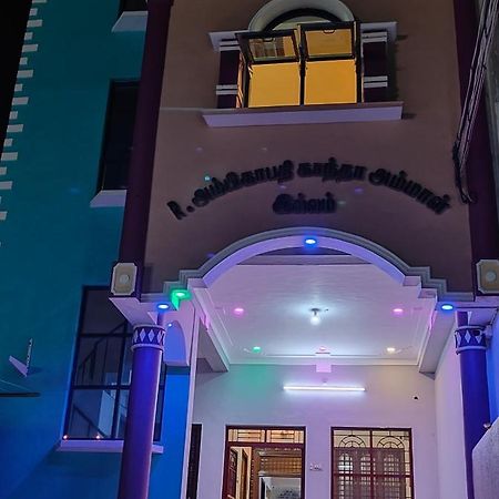 Guru Krupa Home Stay Tiruvannāmalai Esterno foto