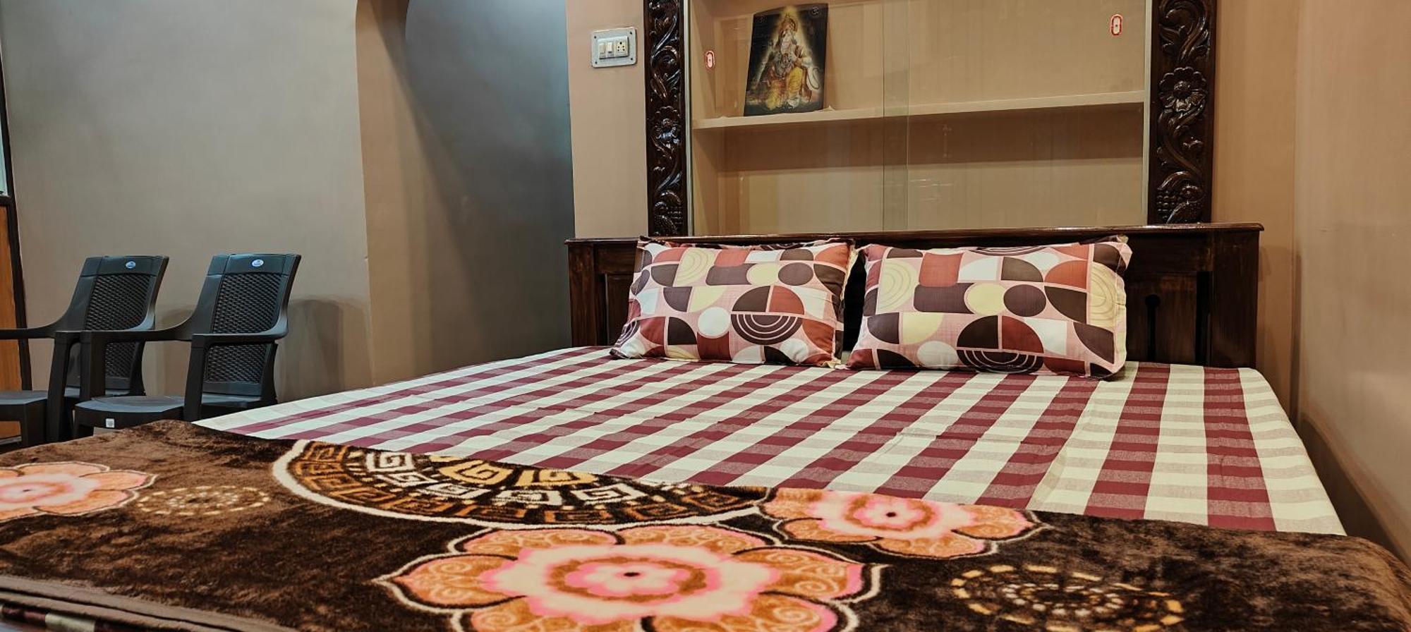 Guru Krupa Home Stay Tiruvannāmalai Esterno foto